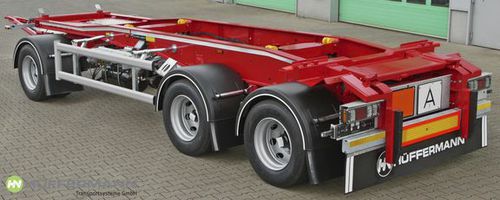 Remorque à plateau - Hüffermann Transportsysteme GmbH  - de chantier / à 3 essieux / tractée