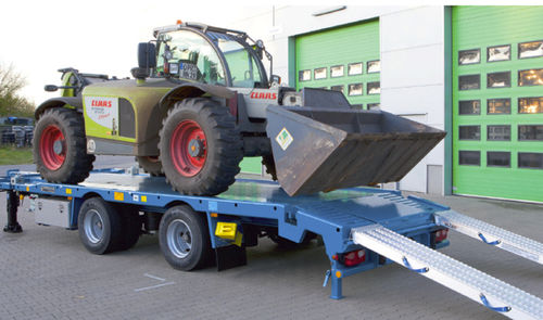 Remorque pour véhicules - Multi-Carrier - Hüffermann Transportsysteme GmbH  - à 2 essieux / tractée
