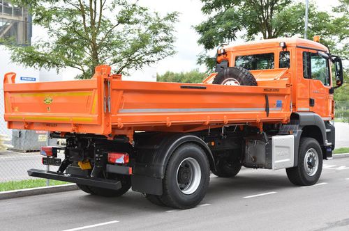 Benne de camion 3 axes - 9 - MEILLER F. X. Fahrzeug- und Maschinenfabrik GmbH & Co KG - à 2 essieux