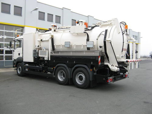 Camion aspirateur vidangeur - max. 40 t | VACUMASTER ADR - MÜLLER Umwelttechnik GmbH & Co. KG - à 3 essieux