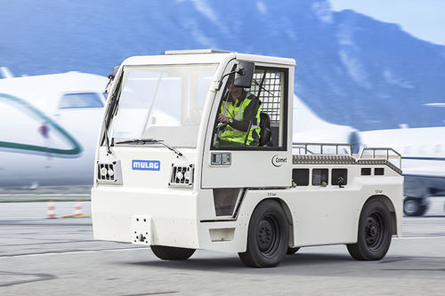 Tracteur électrique - Comet 4 E - MULAG Fahrzeugwerk Heinz Wössner GmbH u. Co. KG - à 4 roues / à conducteur porté assis / de remorquage