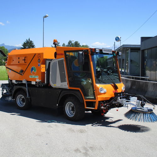 Balayeuse pour véhicule porteur - MCK-H - Gebrüder TRILETY GmbH  - hydraulique / de voirie / de poussières