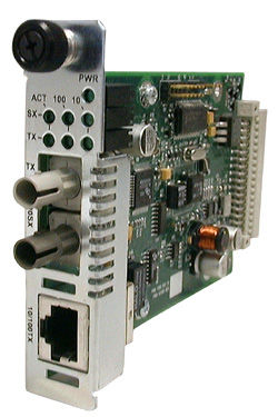 Convertisseur média - CSEFE10xx-10x - Nom du compte Lantronix - de fibre optique