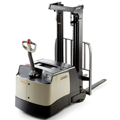 Gerbeur électrique - SHC 5500 series  - CROWN - à conducteur accompagnant / 24 V / pour entrepôt