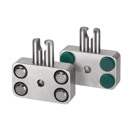 Pince de préhension pneumatique - 1600 - ANDREAS MAIER GmbH & Co. KG (AMF) - parallèle / à 2 mâchoires