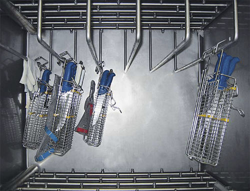 Machine de nettoyage à eau - Colussi Ermes - par aspersion / automatique / pour hôpitaux