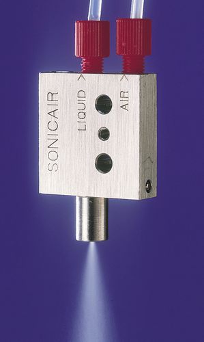 Distributeur de liquides - IVEK Corporation - haute pression / en acier inoxydable / avec buse de pulvérisation