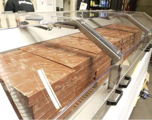 Fondoir de chocolat - Quickmelter QM40 - Prefamac Chocolate Machines N.V. - de beurre / pour l'industrie agroalimentaire / en inox