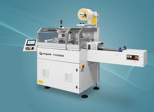 Ensacheuse horizontale - FW300E - Smipack S.p.A. - flow-pack / pour l'industrie agroalimentaire / compacte