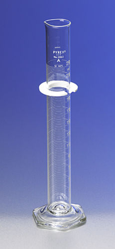 Éprouvette graduée translucide - PYREX® - Corning Life Sciences