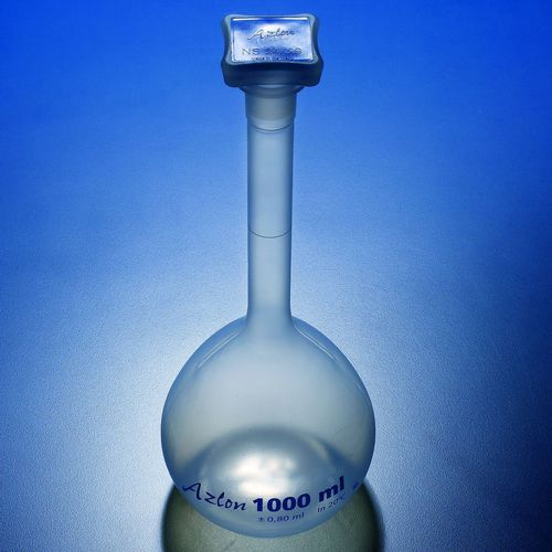 Fiole jaugée - FDF series - SciLabware Limited - en polypropylène / pour laboratoire / avec bouchon