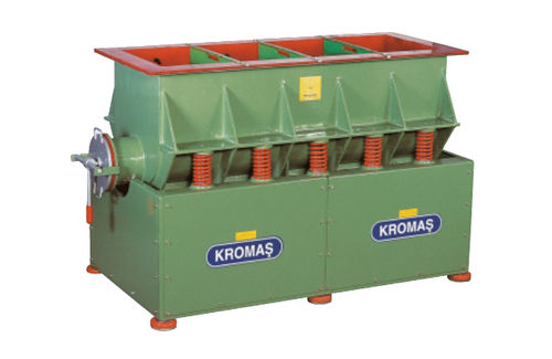 Machine de tribofinition linéaire - 375 l | VM 375 Y - KROMAS - pour l'industrie