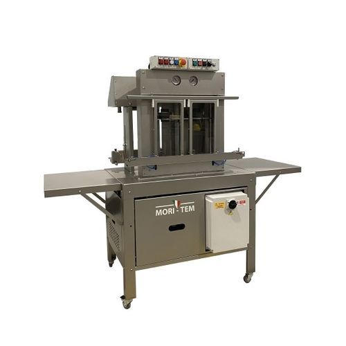 Remplisseuse boucheuse sous vide - OSC-24 - Mori-Tem - pneumatique / de bouteilles / pour huile d'olive