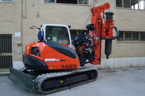Foreuse de pieux de fondation - CF3S - TES CAR Srl - sur chenilles / rotative / hydraulique