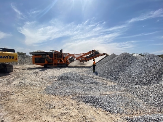 EFFICACITÉ ACCRUE AVEC UN DEUXIÈME CONCASSEUR ROCKSTER CHEZ TROPIC MINING & QUARRY AU BURKINA FASO