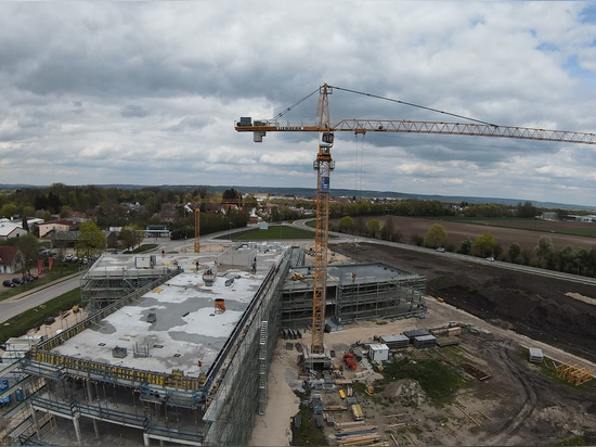 Le ciel est la limite sur le chantier de l'entreprise avec le GEDA 2 PK