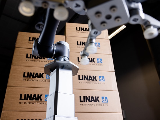 Nouvelle colonne élévatrice LINAK pour les palettiseurs cobot : Atteignez de nouveaux sommets