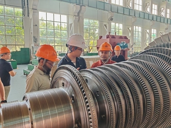 Taishan Group accueille la visite d'un client bangladais pour explorer les solutions de chaudières pour centrales électriques à la biomasse de 10 MWe