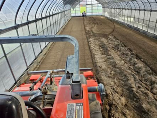 Témoignage d'un agriculteur | Système d'autoguidage Hi-Target FARMSTAR-F3 au Japon