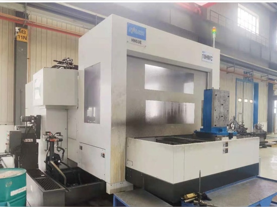 La puissance de la fabrication mondiale : Machines de moulage par injection SOUND - Innovation depuis 1955