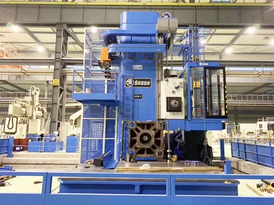 La puissance de la fabrication mondiale : Machines de moulage par injection SOUND - Innovation depuis 1955