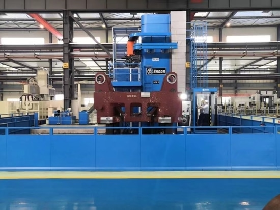 La puissance de la fabrication mondiale : Machines de moulage par injection SOUND - Innovation depuis 1955
