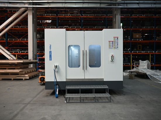 PRATIC produit une gamme complète de types de centres d'usinage CNC