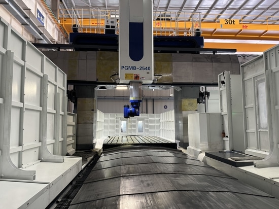 PRATIC produit une gamme complète de types de centres d'usinage CNC