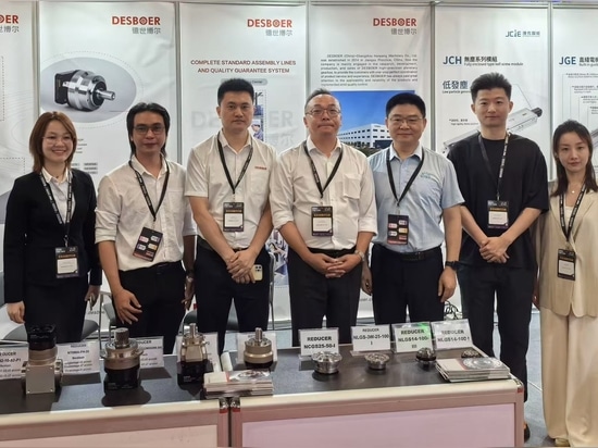 Notre usine occupe le devant de la scène à la première exposition manufacturière du Vietnam avec des solutions d'automatisation en direct
