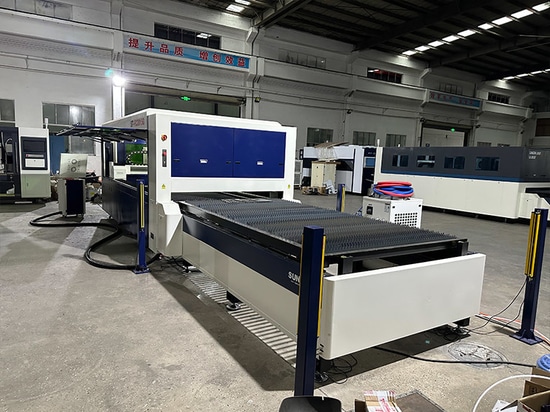 Les machines de découpe laser Suntop sont installées avec succès et prêtes à être expédiées aux clients allemands