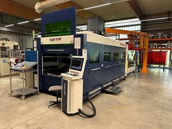 La machine de découpe laser SUNTOP répond avec succès aux besoins des clients allemands de l'industrie de la tôlerie