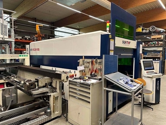 La machine de découpe laser SUNTOP répond avec succès aux besoins des clients allemands de l'industrie de la tôlerie