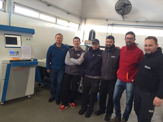 La machine de découpe laser à fibre à table unique de Suntop a été installée en Argentine en 2014