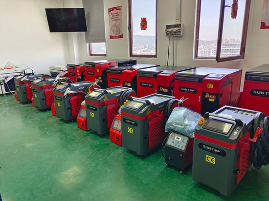 La machine à souder au laser personnalisée pour un client espagnol a été installée et testée avec succès, elle est prête à être expédiée !