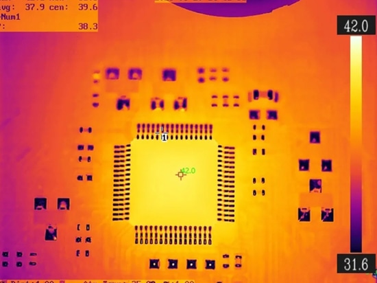 Localisation précise des défauts microscopiques et des points chauds dans les dispositifs semi-conducteurs