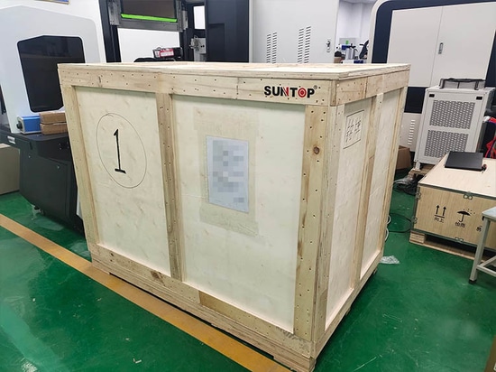 Un client turc a acheté avec succès 3 machines de soudage laser portables Suntop, la préparation de la livraison a été effectuée avec succès
