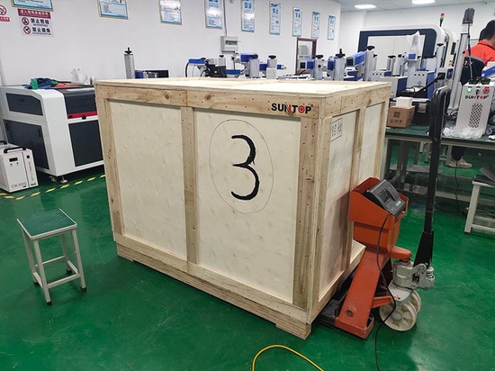 Un client turc a acheté avec succès 3 machines de soudage laser portables Suntop, la préparation de la livraison a été effectuée avec succès