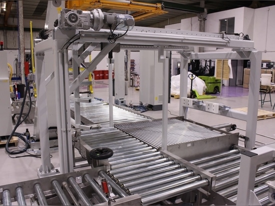 Ligne de remplissage de fûts entièrement automatique