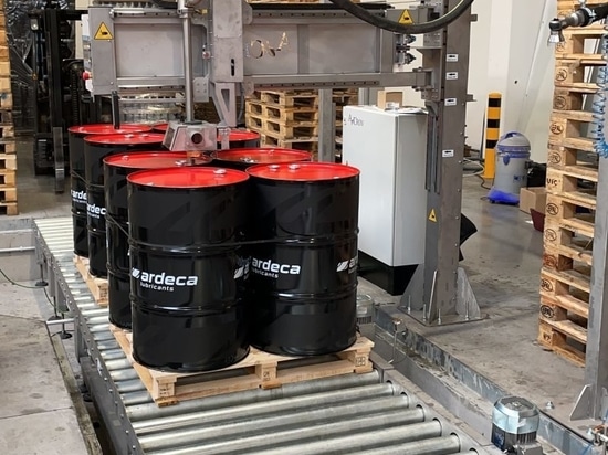 Nouvelle ligne de remplissage de fûts et d'IBC pour lubrifiants, Belgique