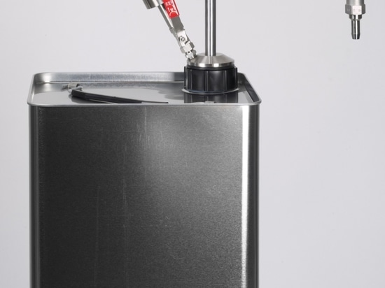 Pompe à solvant pour bidon en fer blanc, commande manuelle (Bürkle GmbH)