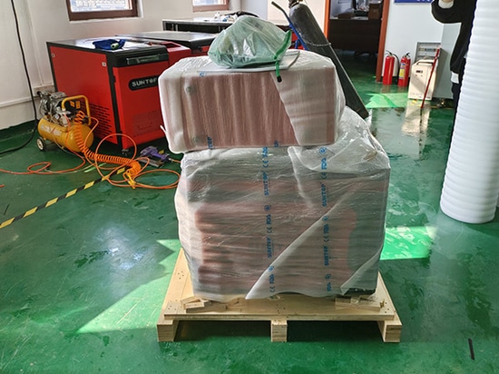 Soudure laser portable 4 en 1 Suntop 1500 W : rigoureusement testée et expédiée en Italie