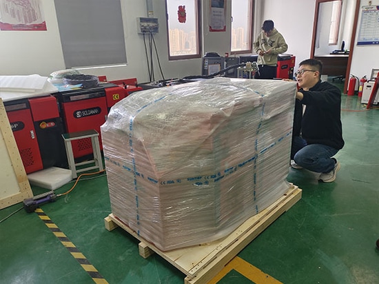 SUNTOP livre deux soudeuses laser 4-en-1 de 3 000 W après des tests concluants