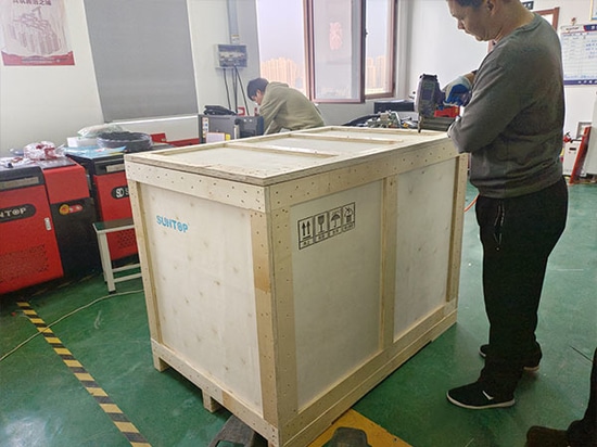 SUNTOP livre deux soudeuses laser 4-en-1 de 3 000 W après des tests concluants