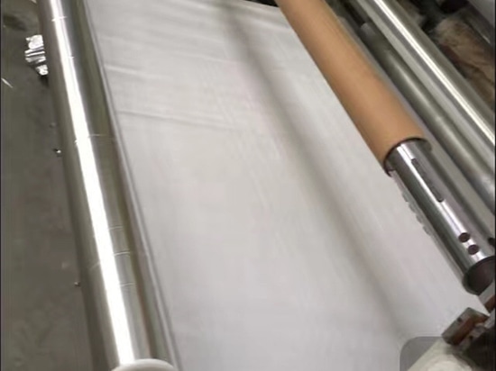 Tissu de fibre de verre aluminisé