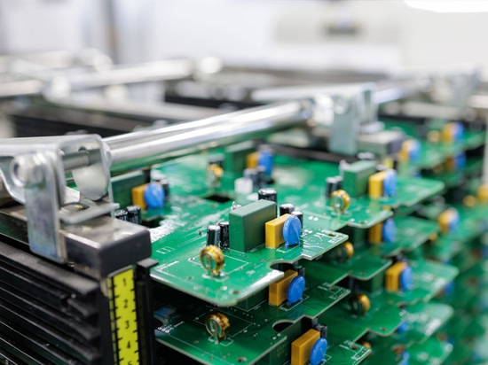service d'assemblage de circuits imprimés