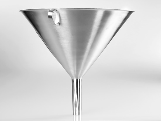 Entonnoir robuste en acier inoxydable pour un remplissage et un transvasement faciles (Bürkle GmbH)
