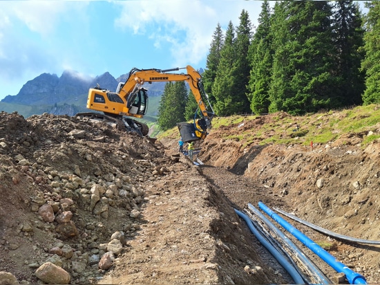 25 ANS DE CHANTIERS. UNE HISTOIRE QUI SENT LE FER, L’HUILE ET LA ROUTE