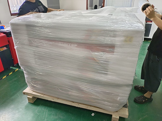 Expédition officielle de machines de découpe et de gravure au laser CO₂ vers l'Australie, accélérant ainsi l'implantation sur le marché mondial