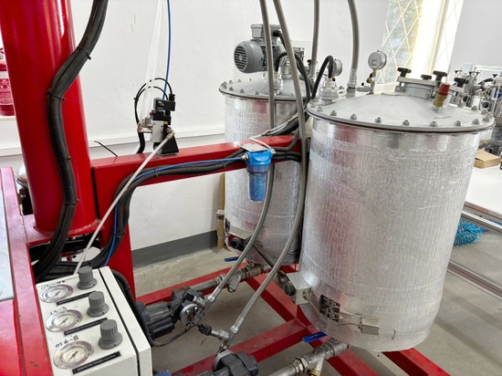 OSV L60 — Distributeur à basse pression pour le moulage de mousses de polyuréthane