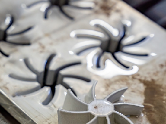 Capacités d'une machine de découpe au jet d'eau à 5 axes